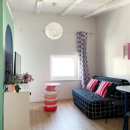 Stylowy W Sercu Miasta アパート *